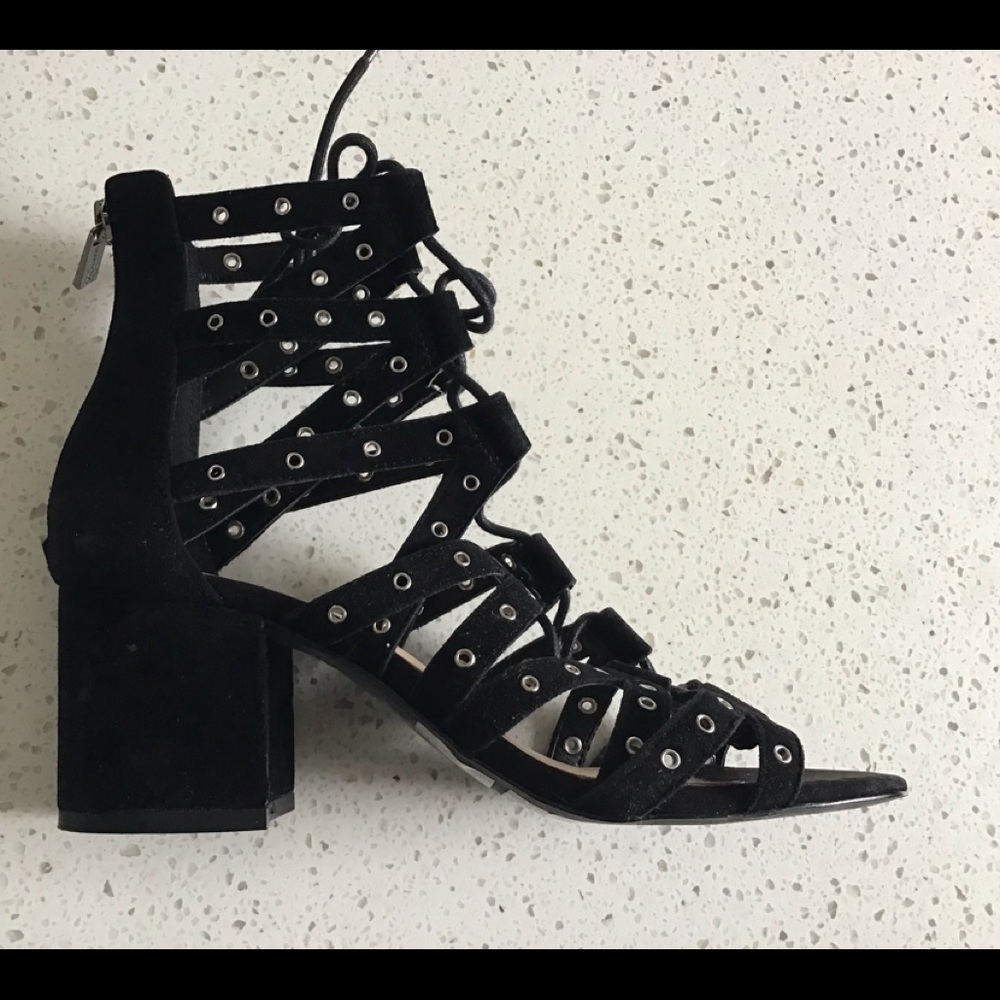 JESSICA SIMPSON black shoes. New**